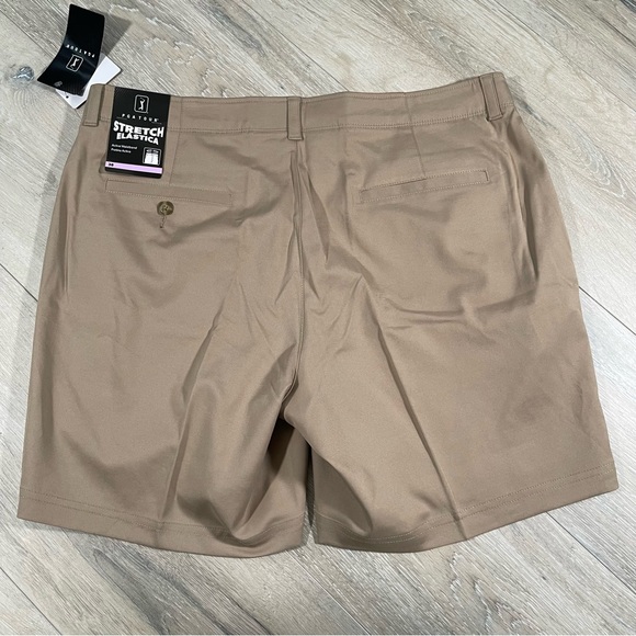 PGA Tour Golf Shorts size 38 NWT - Picture 3 of 6